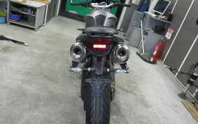 TRIUMPH STREET TRIPLE R 2010