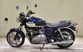 TRIUMPH BONNEVILLE SE 2011 J9107G