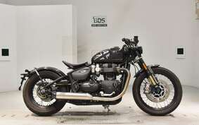 TRIUMPH BONNEVILLE BOBBER 2020 AD90HW