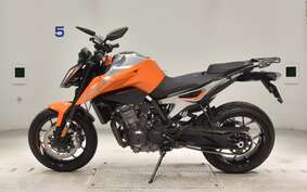 KTM 790 DUKE 2018 TU640