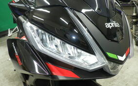 APRILIA トゥオノ660 FACTORY 2022