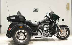 HARLEY FLHTCUTG TRIKE 2014