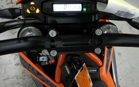 KTM 690 ENDURO R 2022 LEV40