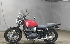 TRIUMPH STREET TWIN 2018 DAD74