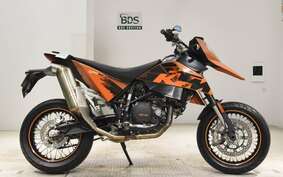 KTM 690 SUPERMOTO 2007