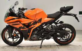 KTM 390 RC 2022 JYJ40