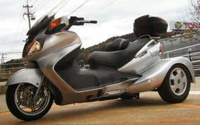 SUZUKI SKYWAVE 650 Trike 2004 CP51A