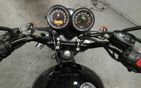 TRIUMPH BONNEVILLE T100 2015 SMTTJ915