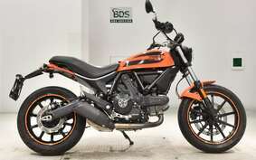 DUCATI SCRAMBLER SIXTY2 2017 KA00A