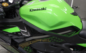 KAWASAKI ZX-25R ZX250E