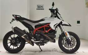 DUCATI HYPERMOTARD 939 2018