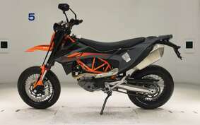 KTM 690 SMC R 2024