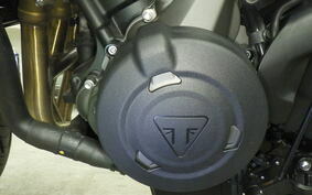 TRIUMPH TRIDENT 660 2024