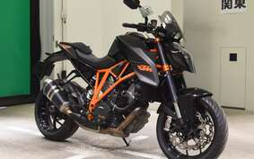 KTM 1290 SUPER DUKE R 2014 V3940