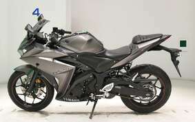 YAMAHA YZF-R25 RG10J