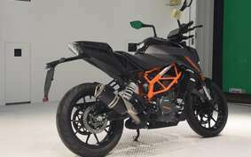 KTM 390 DUKE 2023 JPJ40