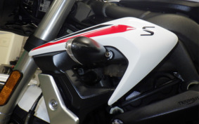 TRIUMPH STREET TRIPLE S 2020