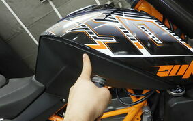 KTM 250 DUKE JGE40