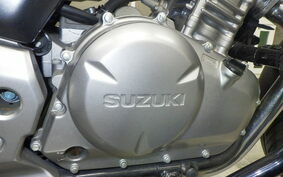 SUZUKI GSR250S