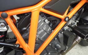 KTM 1290 SUPER DUKE R 2015