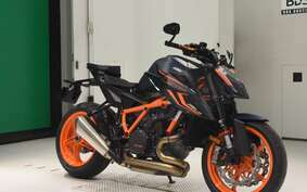 KTM 1290 SUPER DUKE R 2023