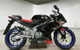 APRILIA RS125 PY00