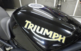 TRIUMPH STREET TRIPLE R 2011 MD4166