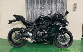 KAWASAKI NINJA ZX 25 ZX250E