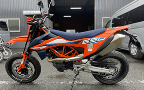 KTM 690 SMC R 2024 LSV40