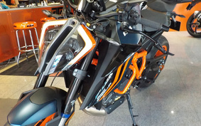 KTM 1290 SUPER DUKE R 2024 V3940