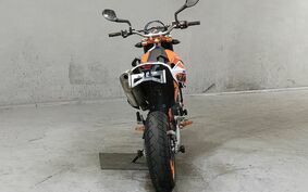 KTM 690 SMC R 2014 LST40