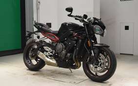 TRIUMPH STREET TRIPLE R 2019 DA434Z