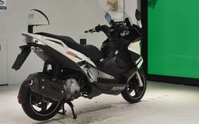 APRILIA SR MAX 125