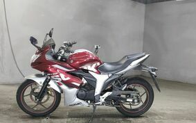 SUZUKI GIXXER 150 SF 不明