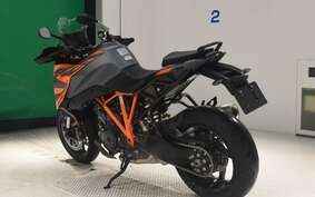 KTM 1290 SUPER DUKE GT 2024