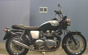 TRIUMPH BONNEVILLE 2006 J900TM