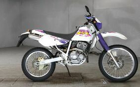 SUZUKI DR250R SJ45A