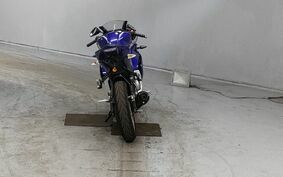 YAMAHA YZF-R125 RE06