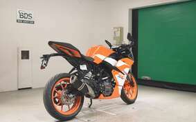 KTM 125 RC JYA40