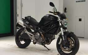 DUCATI MONSTER 696 + 2010