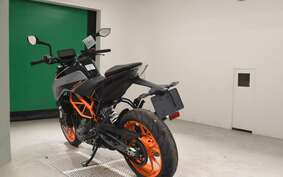 KTM 390 DUKE 2023 JPJ40