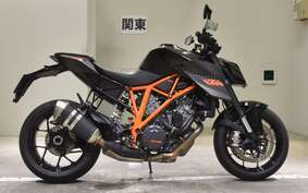 KTM 1290 SUPER DUKE R 2016 V3940