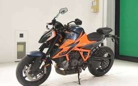 KTM 1290 SUPER DUKE R 2021