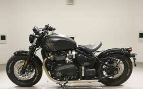 TRIUMPH BONNEVILLE BOBBER 2021 AD84HW