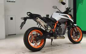 KTM 890 DUKE R 2021 TU940