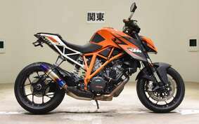 KTM 1290 SUPER DUKE R 2016 V3940