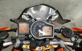 KTM 1290 SUPER DUKE R 2015 V39