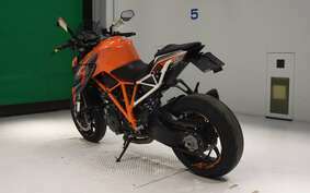 KTM 1290 SUPER DUKE R 2018 V3940