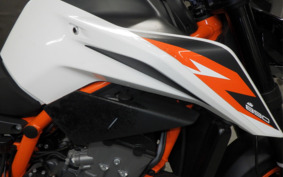 KTM 890 DUKE R 2021