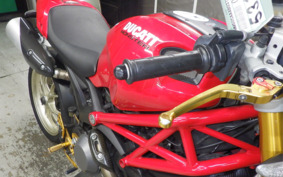 DUCATI MONSTER 1100S 2011